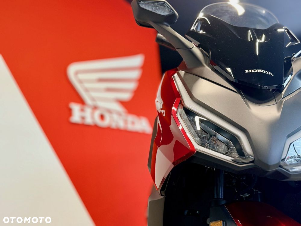 Honda NSS - 15