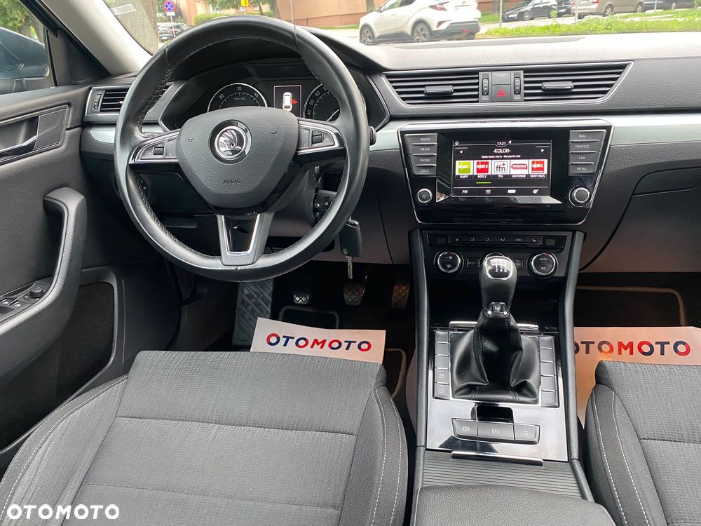 Skoda Superb 2.0 TDI Ambition - 9