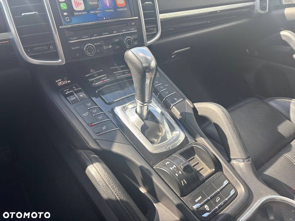 Porsche Cayenne - 13