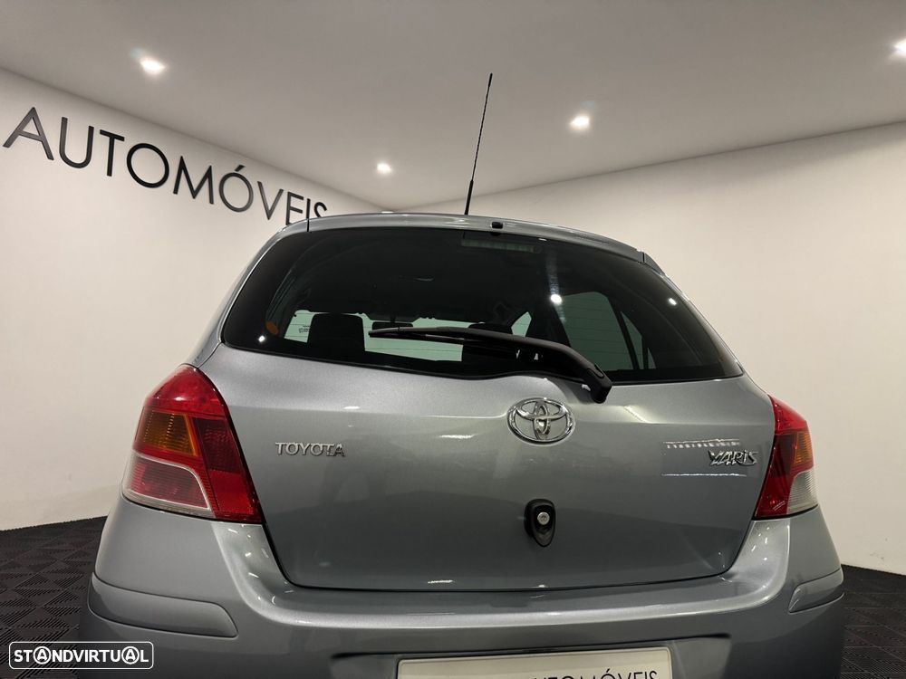 Toyota Yaris 1.4 D-4D SE Sport - 19