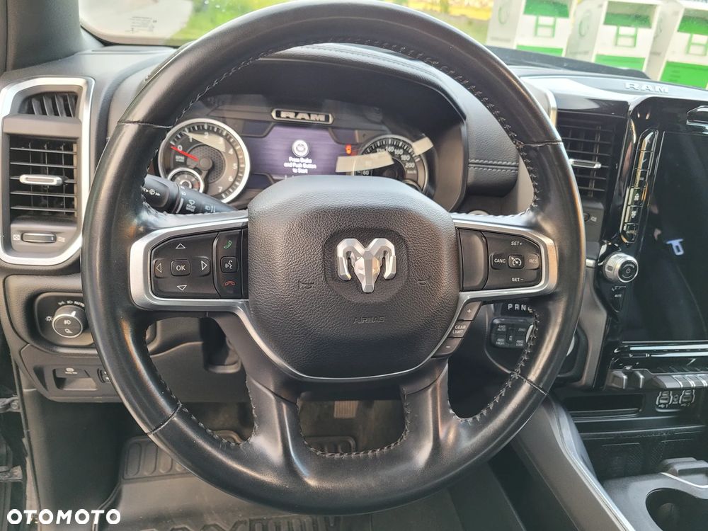 RAM 1500 - 13