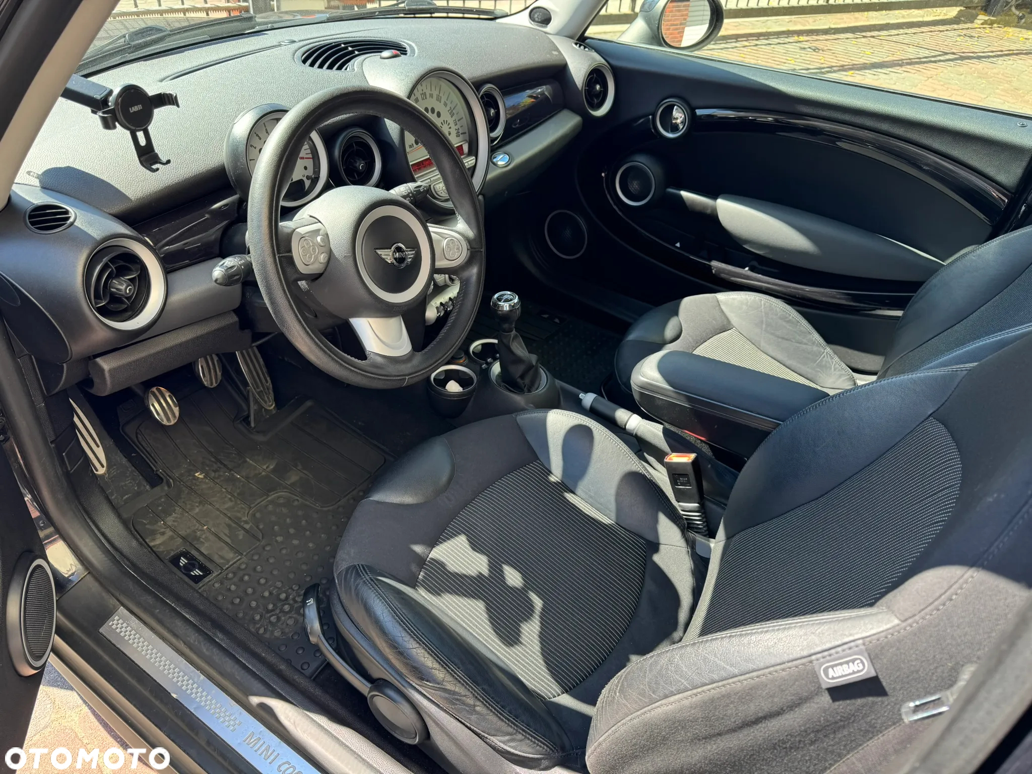 MINI Cooper S - 8