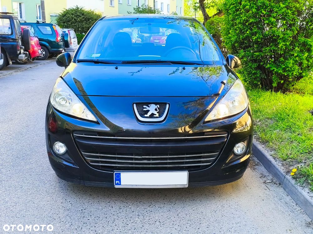 Peugeot 207 1.4 HDi Millesim 200 - 25