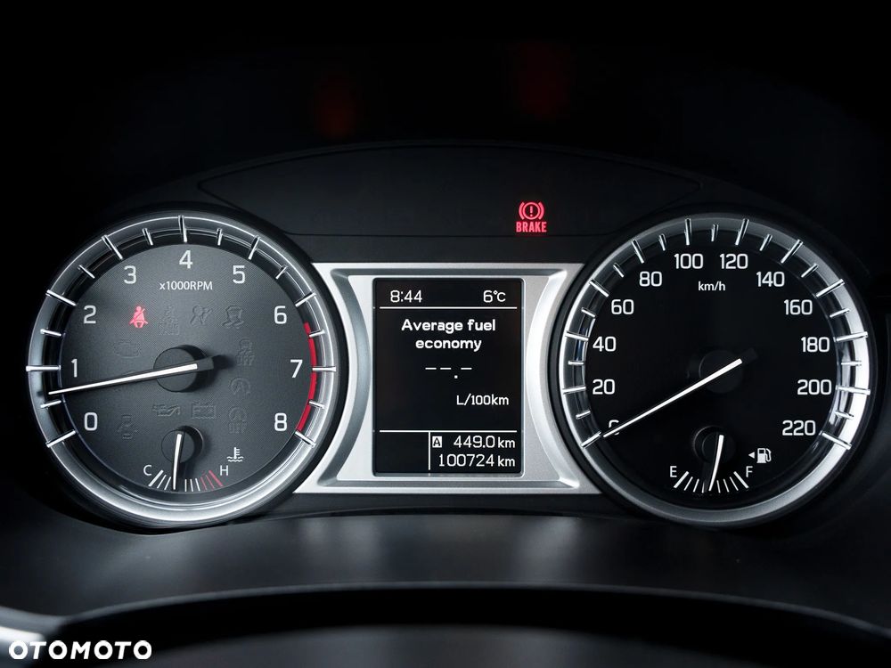 Suzuki Vitara 1.6 Premium 2WD - 40