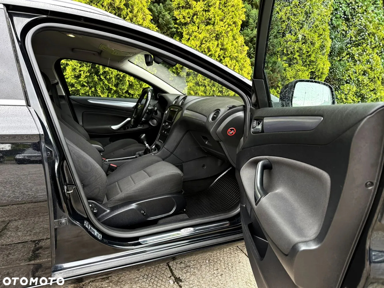 Ford Mondeo - 34