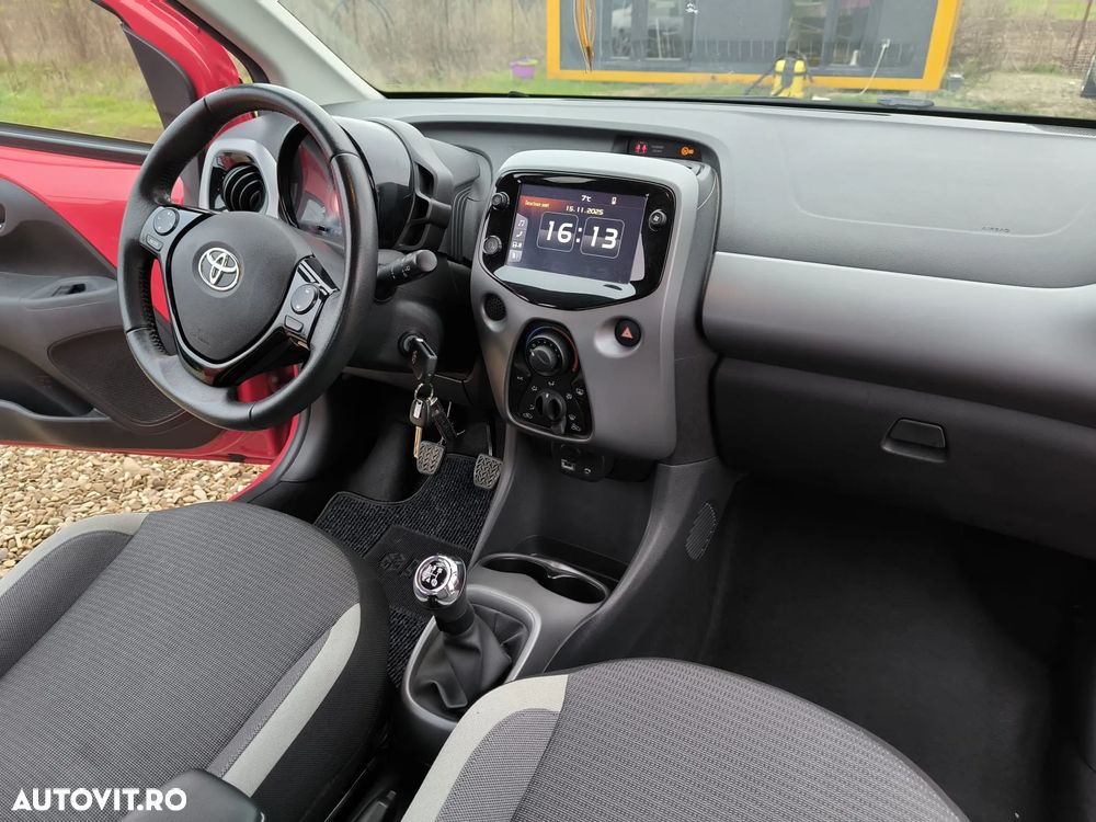 Toyota Aygo 1.0 VVY-I 5 usi X-connect - 8