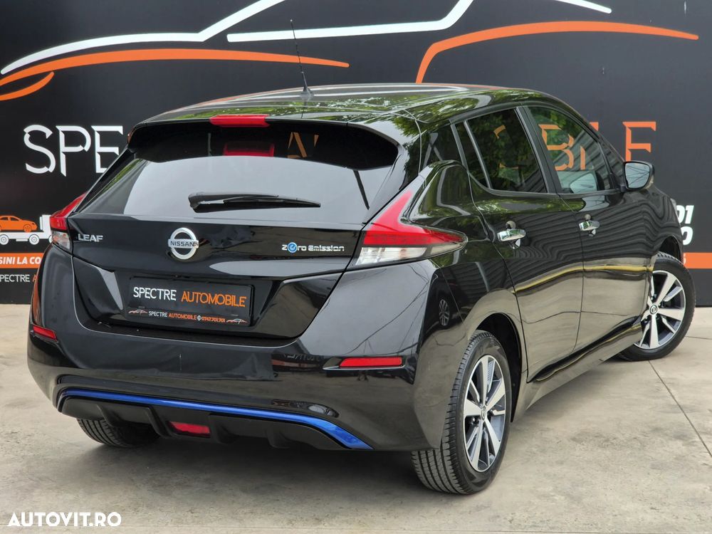 Nissan LEAF 40 kWh N-Connecta - 8