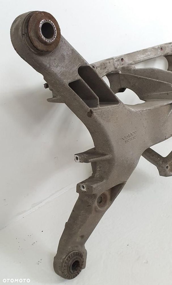 WÓZEK SANKI BELKA TRAWERS TYŁ VOLVO V90 I 9127432 - 4