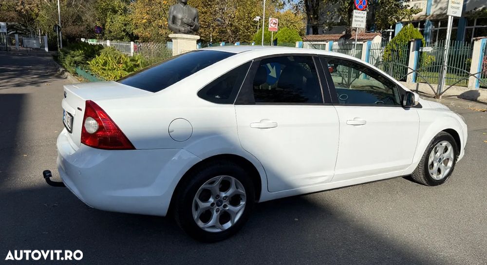Ford Focus 1.6 TDCi Anniversary - 17