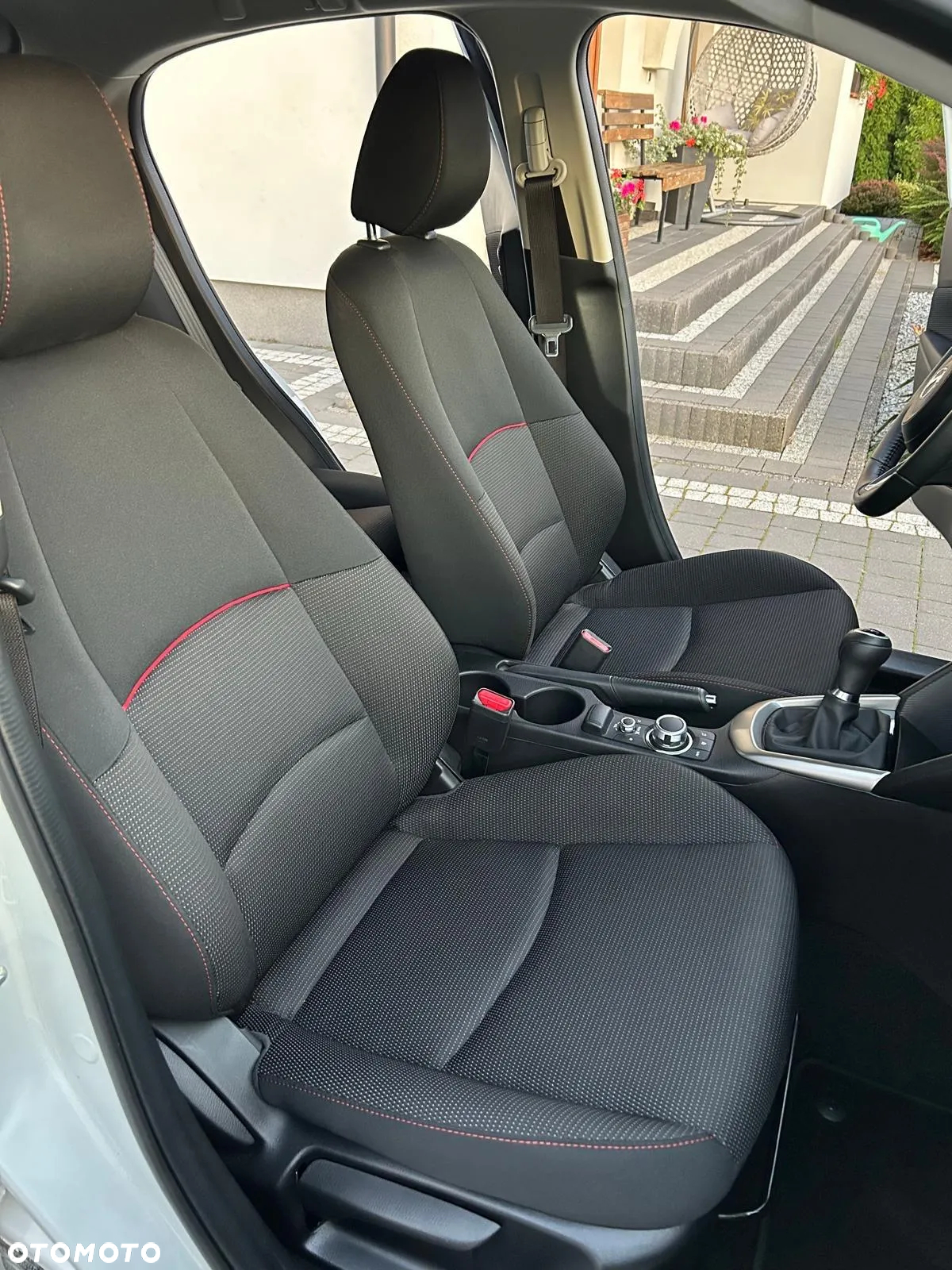 Mazda 2 e-SKYACTIV G 90 M HYBRID Homura - 26