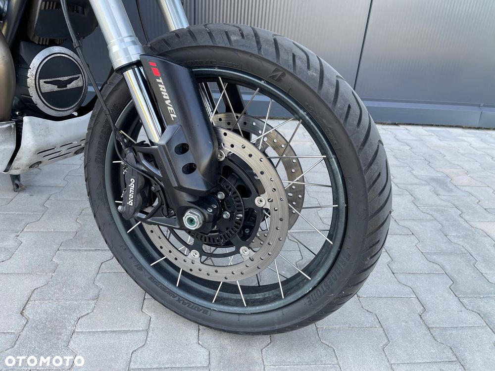 Moto Guzzi V85 - 20