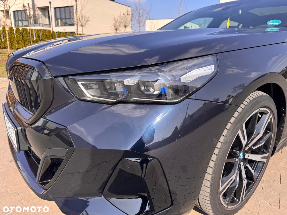 BMW Seria 5 520d xDrive - 9