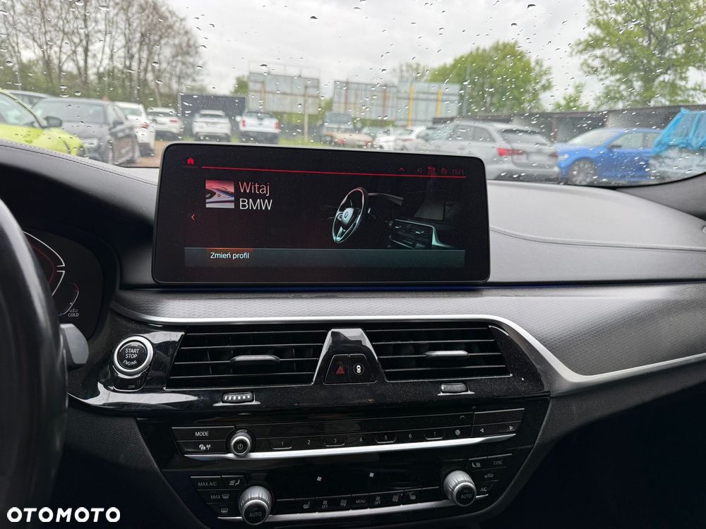 BMW Seria 5 540d xDrive M Sport sport - 17