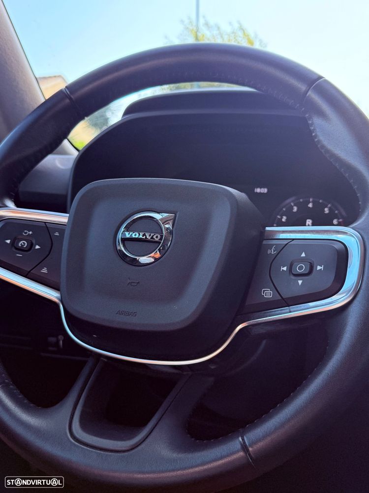 Volvo XC 40 - 26
