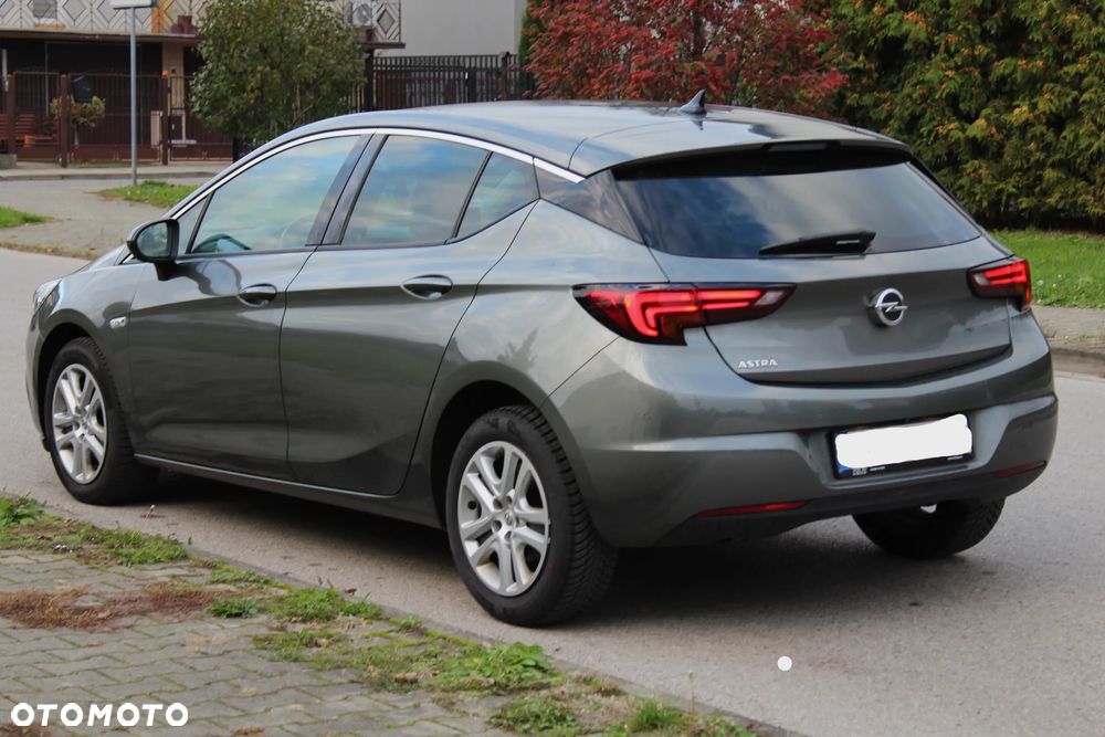 Opel Astra IV 1.6 CDTI Executive - 8