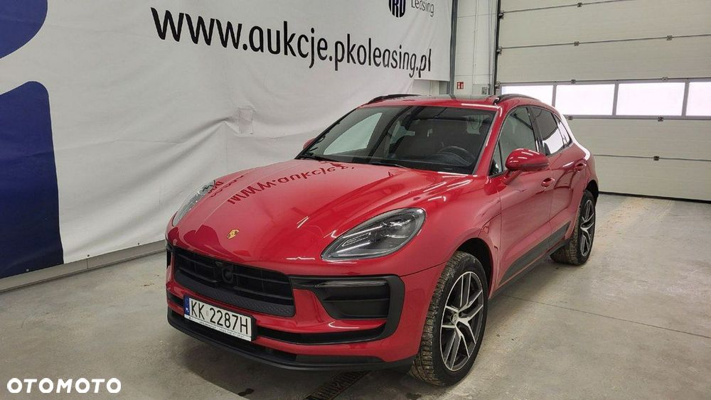 Porsche Macan - 1