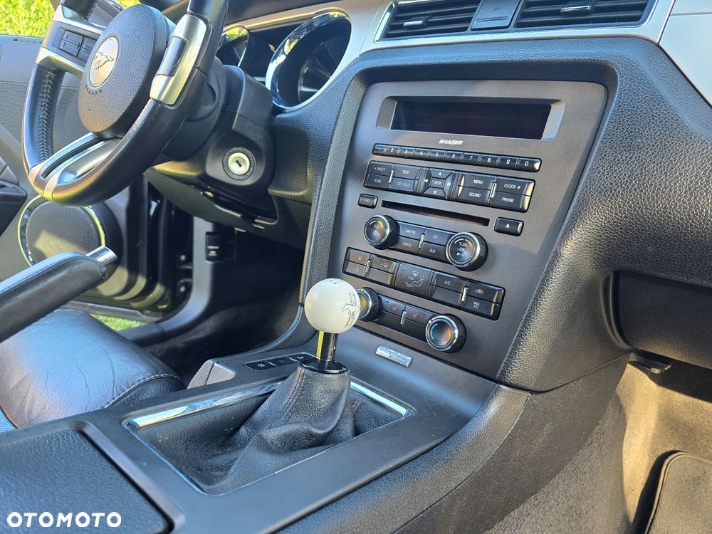 Ford Mustang 3.7 V6 Premium - 13