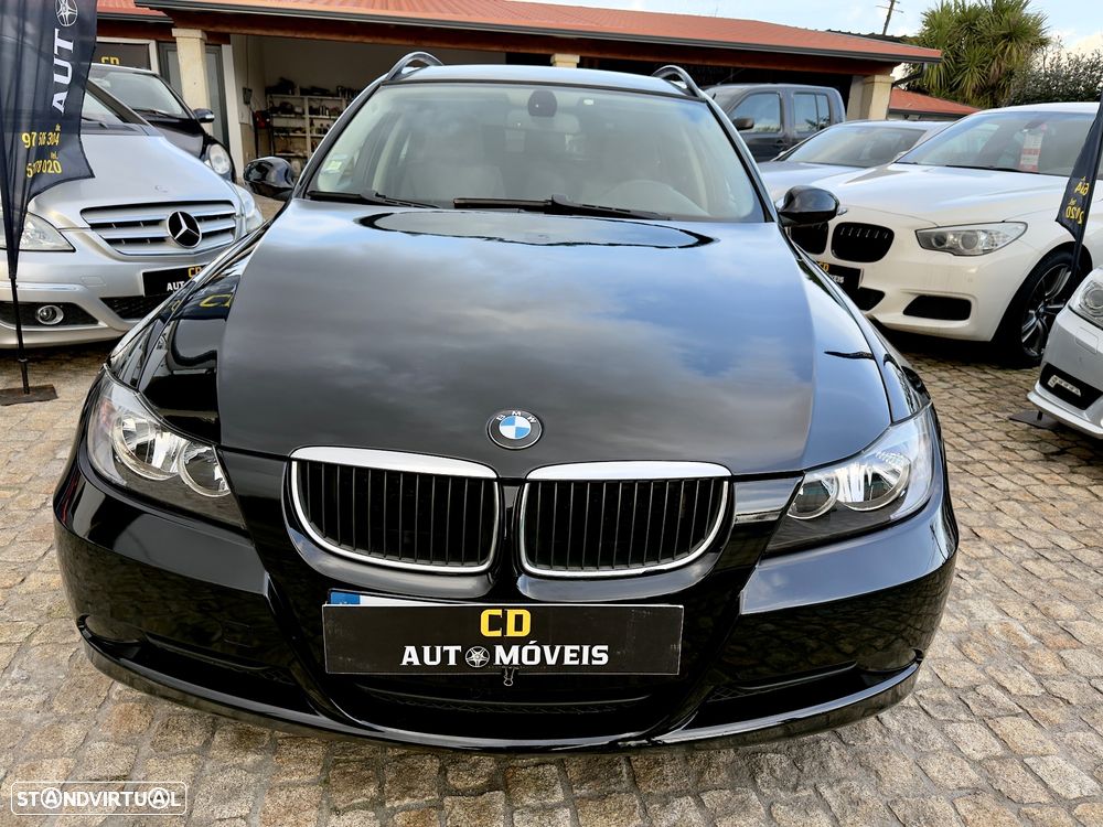 BMW 320 d Exclusive - 23