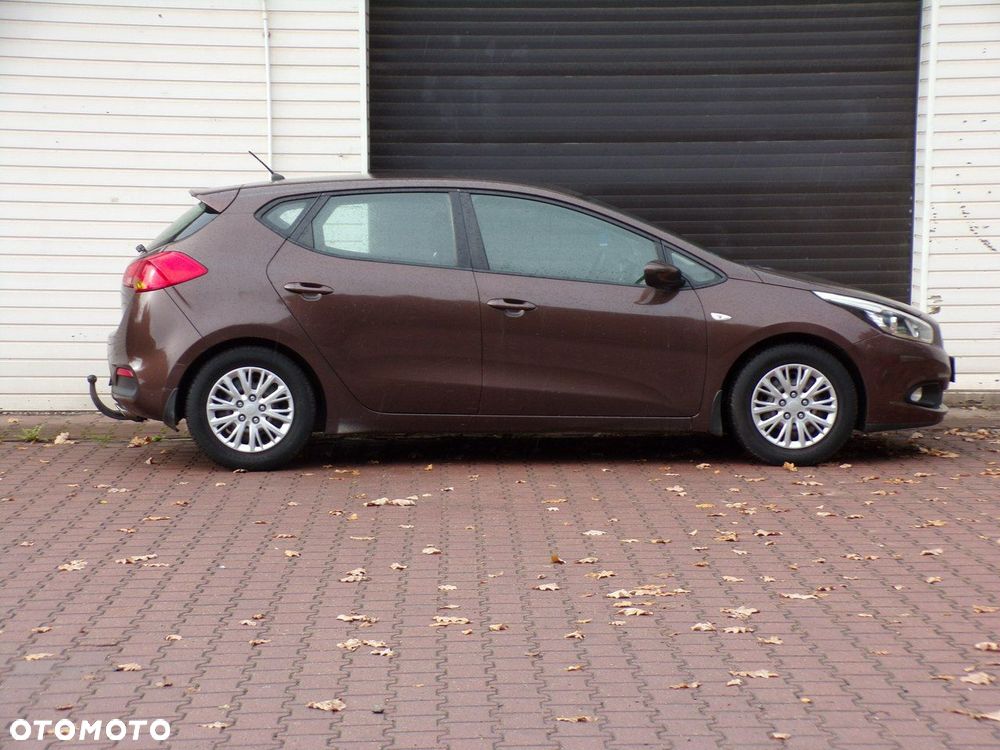 Kia Ceed - 5