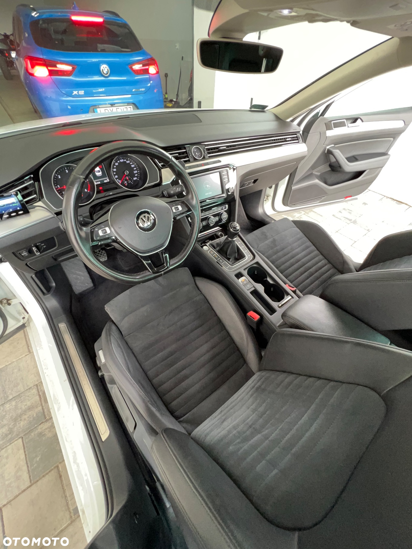 Volkswagen Passat 2.0 TDI BMT 4Mot Highline - 11