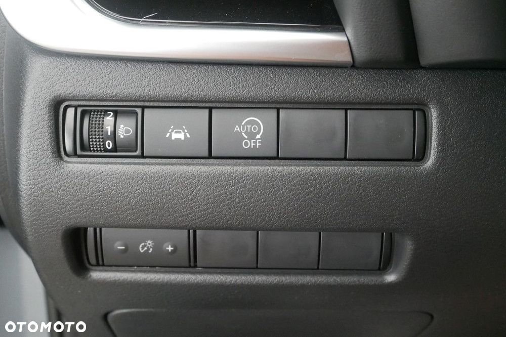 Nissan Qashqai 1.3 DIG-T MHEV N-Connecta Xtronic - 31
