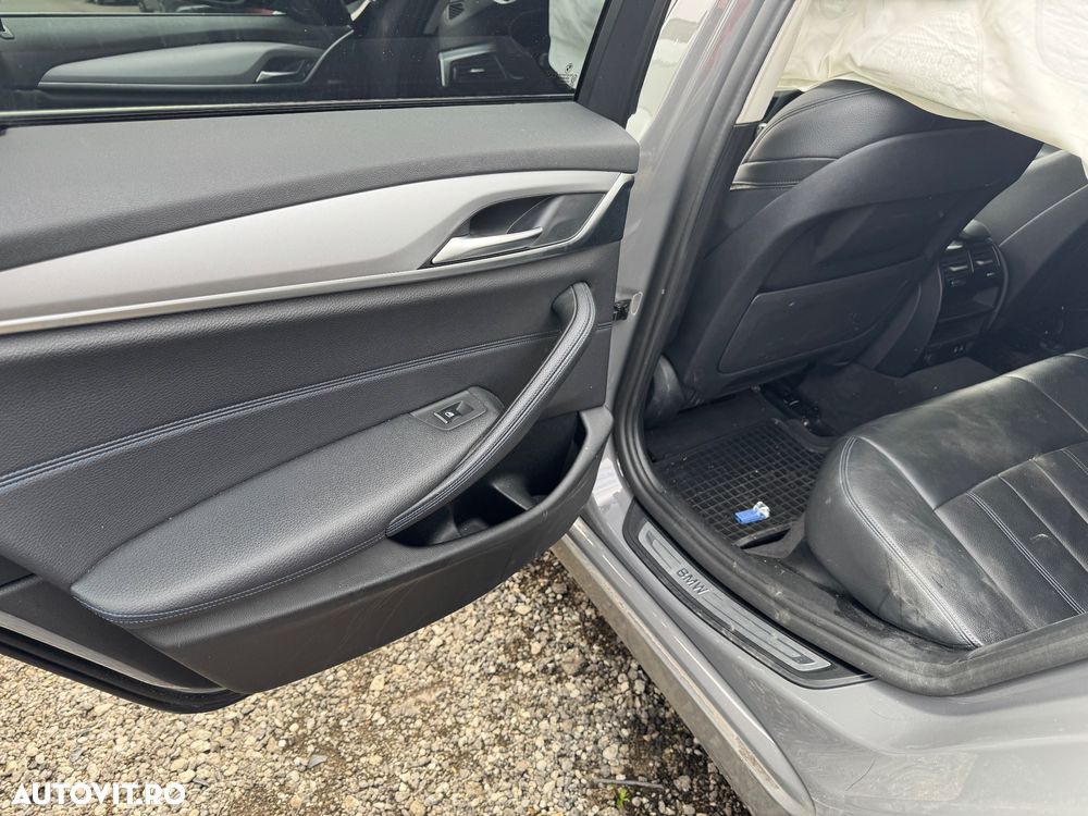 BMW Seria 5 530d xDrive Aut. - 16