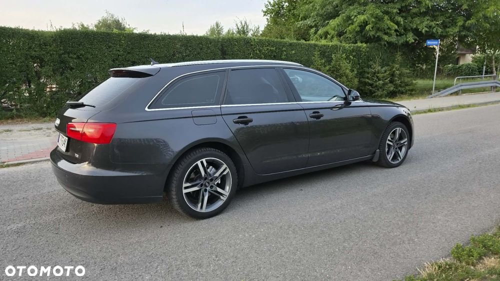 Audi A6 Avant 2.0 TDI DPF multitronic sport selection - 4