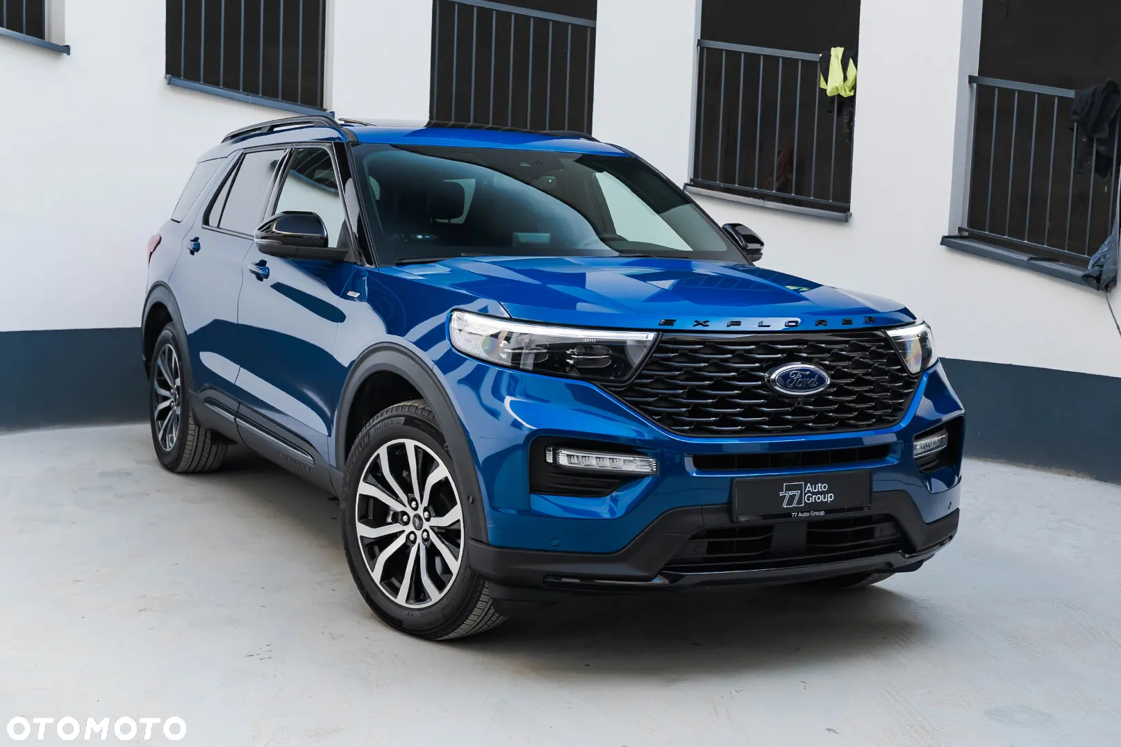 Ford Explorer - 3