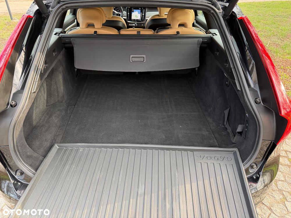 Volvo V90 D4 Geartronic Momentum Pro - 18