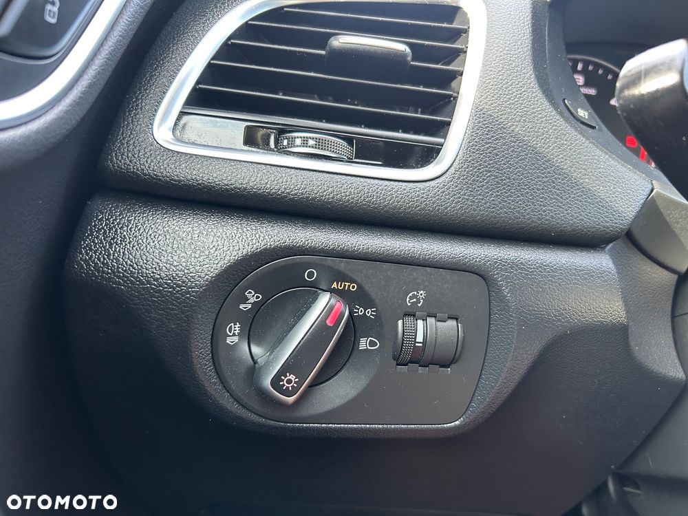 Audi Q3 2.0 TDI Sport - 25