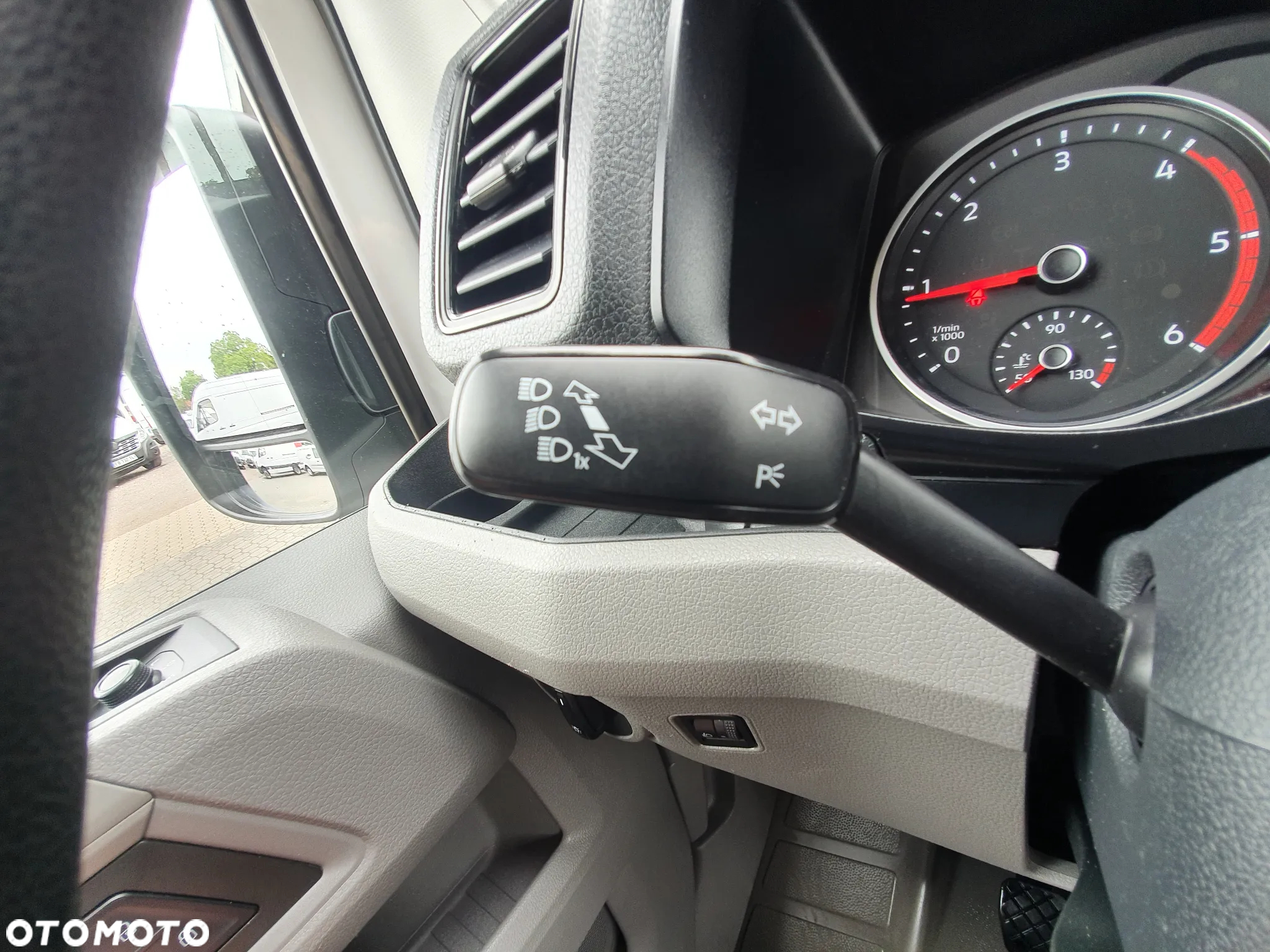 Volkswagen CRAFTER - 21