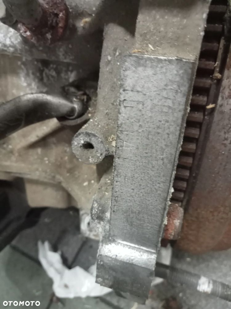 blok silnika citroen peugeot 1.2 thp hn02 kompletny - 7