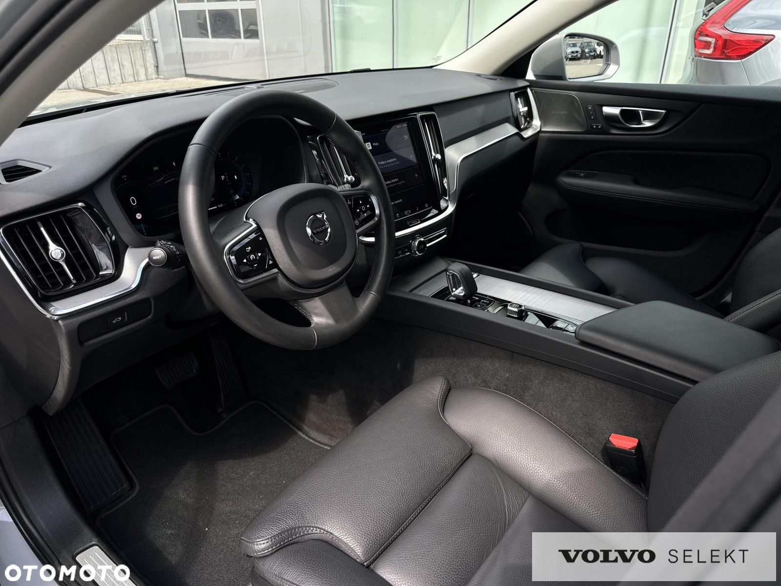 Volvo V60 Cross Country - 10