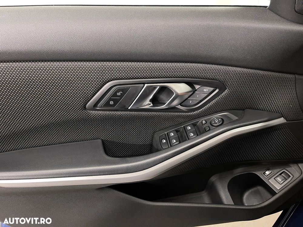 BMW Seria 3 320e Aut. - 27
