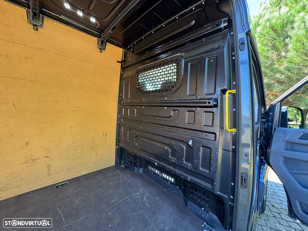 VW Crafter - 16