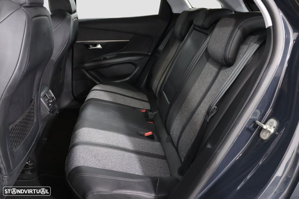 Peugeot 3008 PureTech 130 Stop & Start GPF EAT8 Allure - 15