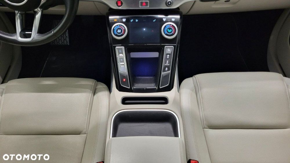 Jaguar I-Pace - 17