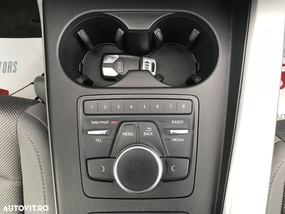 Audi A4 2.0 TDI DPF clean multitronic Attraction - 35