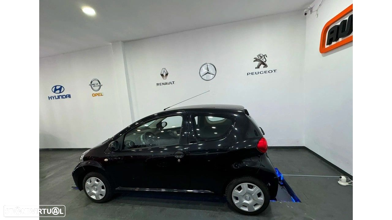 Toyota Aygo 1.0 - 4