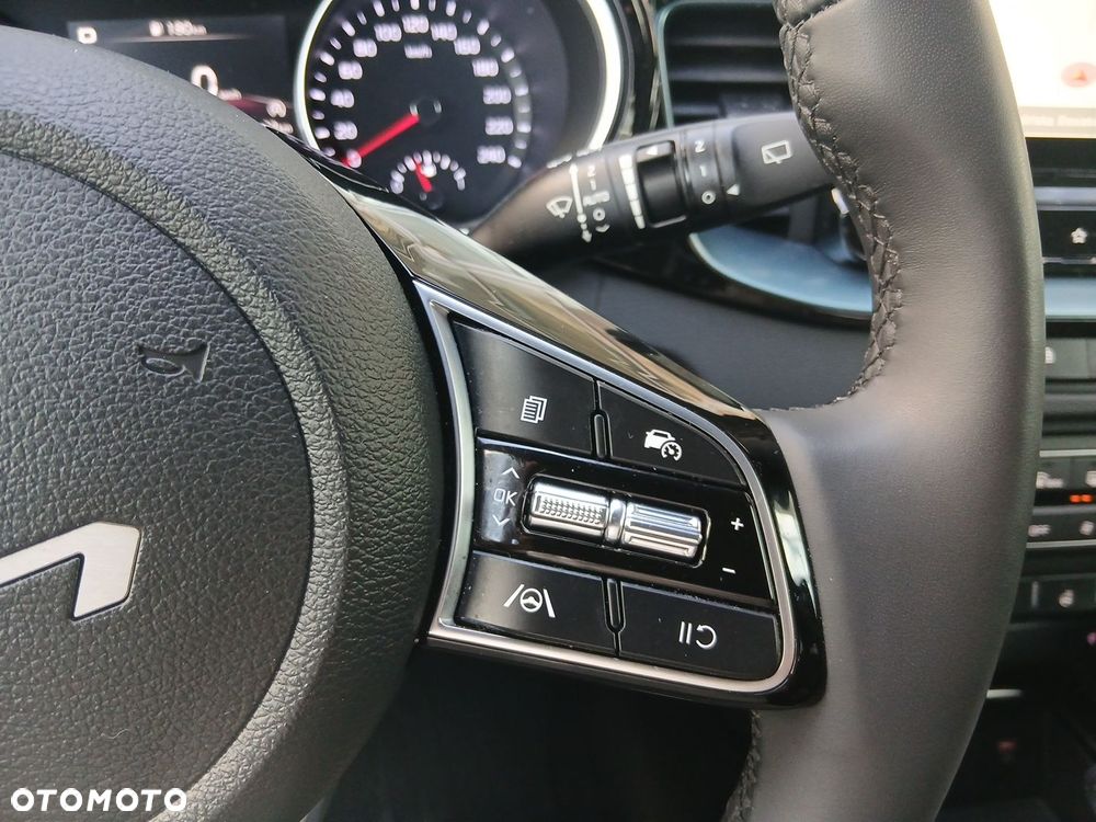 Kia XCeed 1.6 T-GDI Tribute DCT - 14