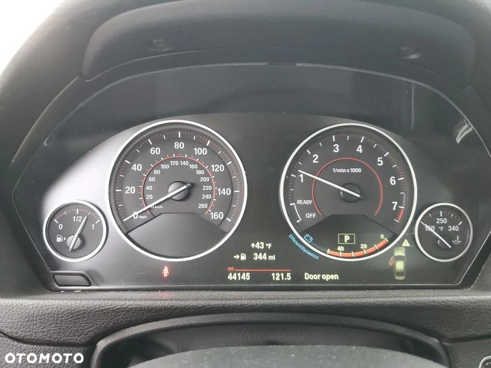 BMW Seria 3 330i GPF Advantage - 10