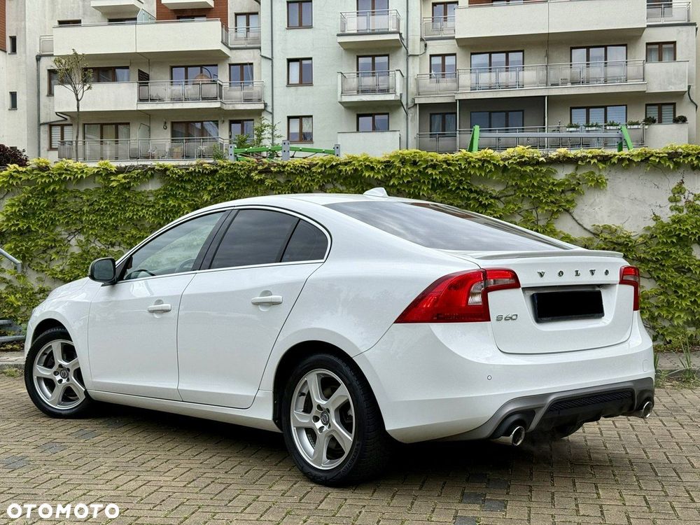 Volvo S60 - 3