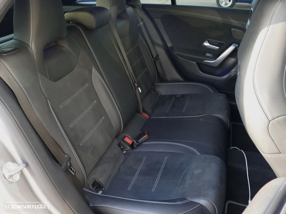 Mercedes-Benz CLA 250 e AMG Line - 29