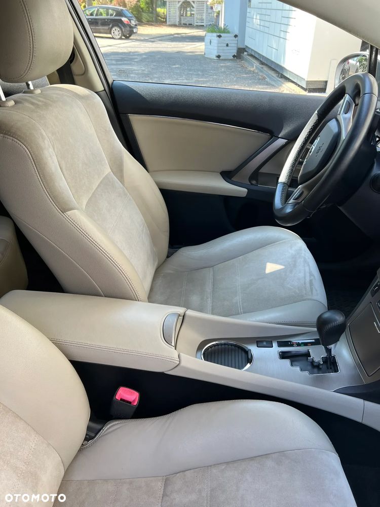 Toyota Avensis 1.8 Sol EU5 MS - 15