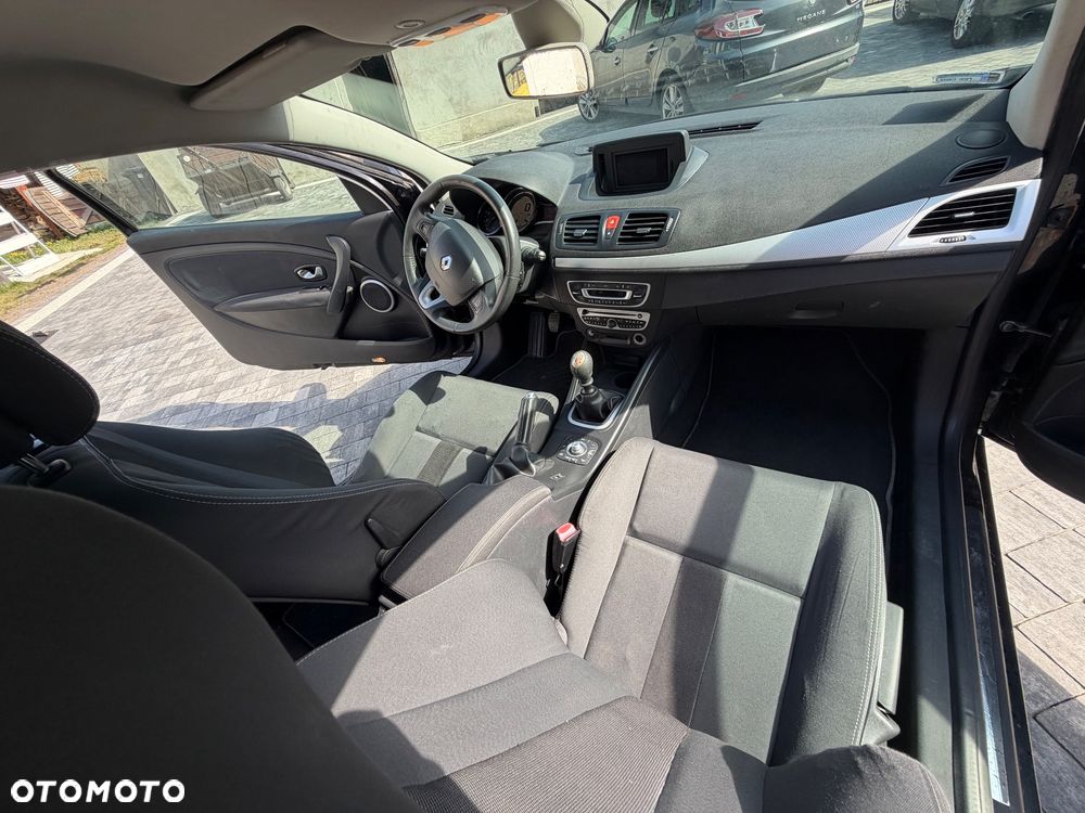 Renault Megane - 24