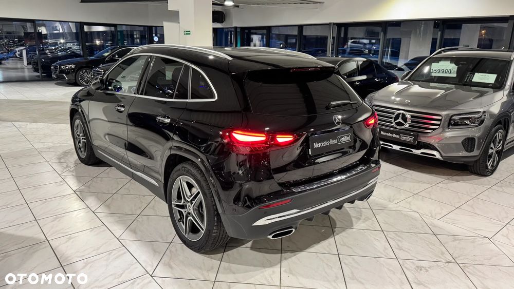 Mercedes-Benz GLA 200 AMG Line - 4