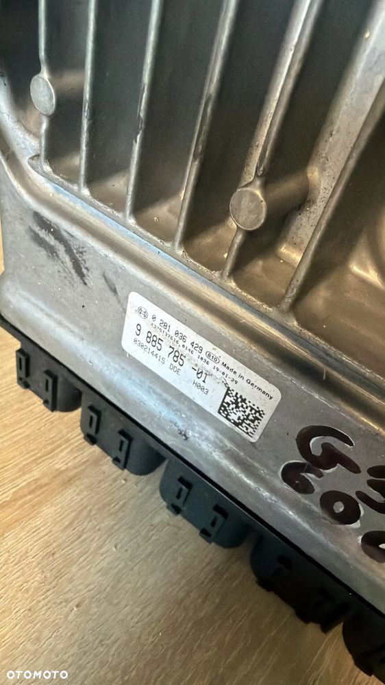 BMW 5 G30 KOMPUTER STEROWNIK SILNIKA 9885785 - 2