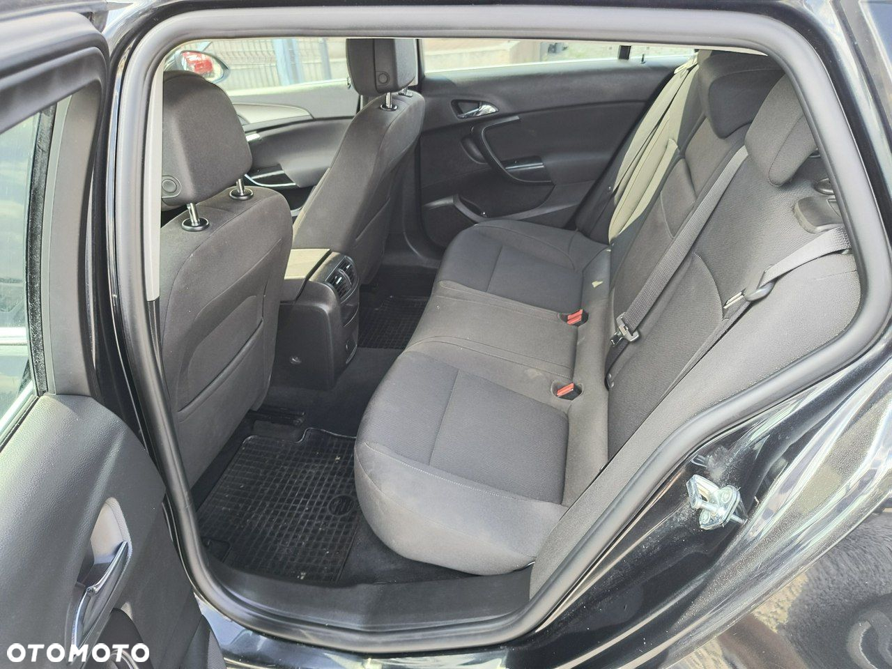 Opel Insignia - 12