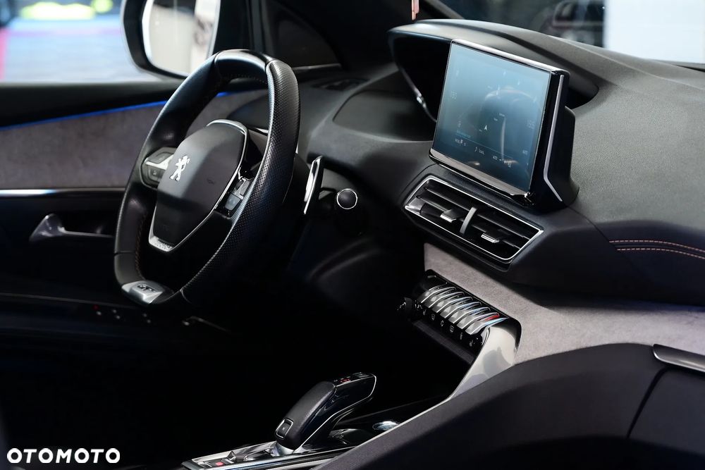 Peugeot 3008 1.5 BlueHDi GT S&S EAT8 - 26