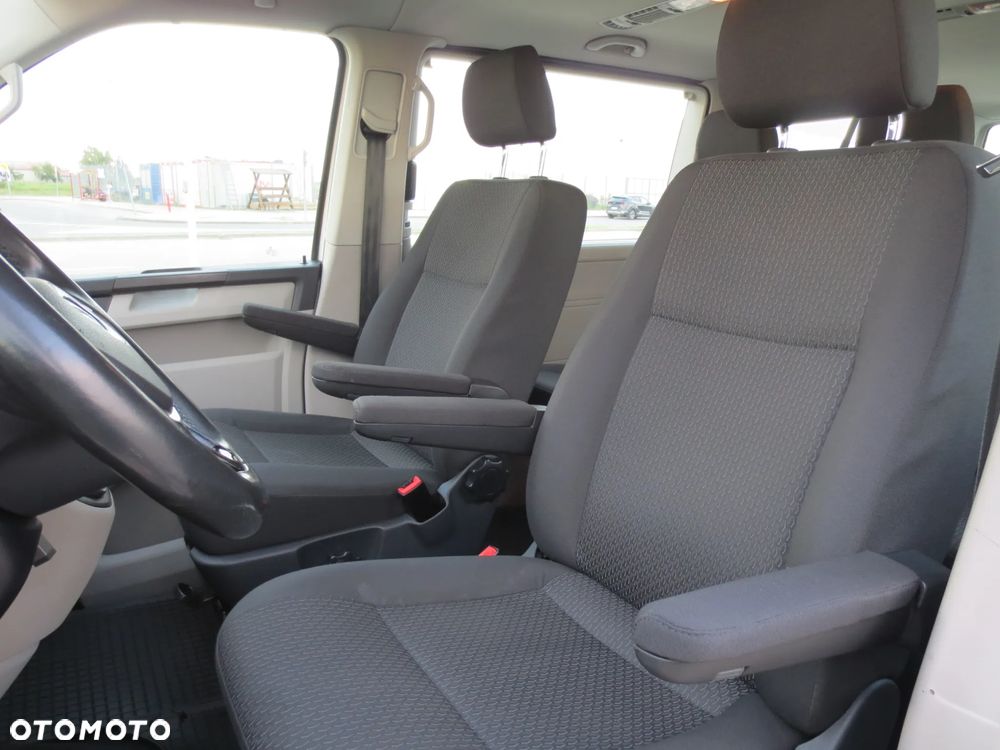 Volkswagen Caravelle 2.0 TDI L2 Trendline - 11